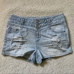 Juniors shorts - size 7